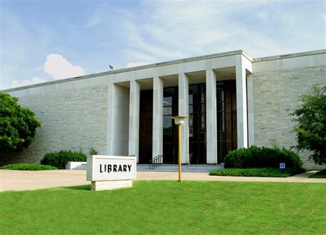 Eisenhower library - Dwight D. Eisenhower Presidential Library and Museum 200 SE. Fourth Street, Abilene, KS 67410-2900. Available services: Presidential Library and Museum. Get Directions · Visit Website. John F. Kennedy Presidential Library and Museum Columbia Point, Boston, MA 02125-3398.